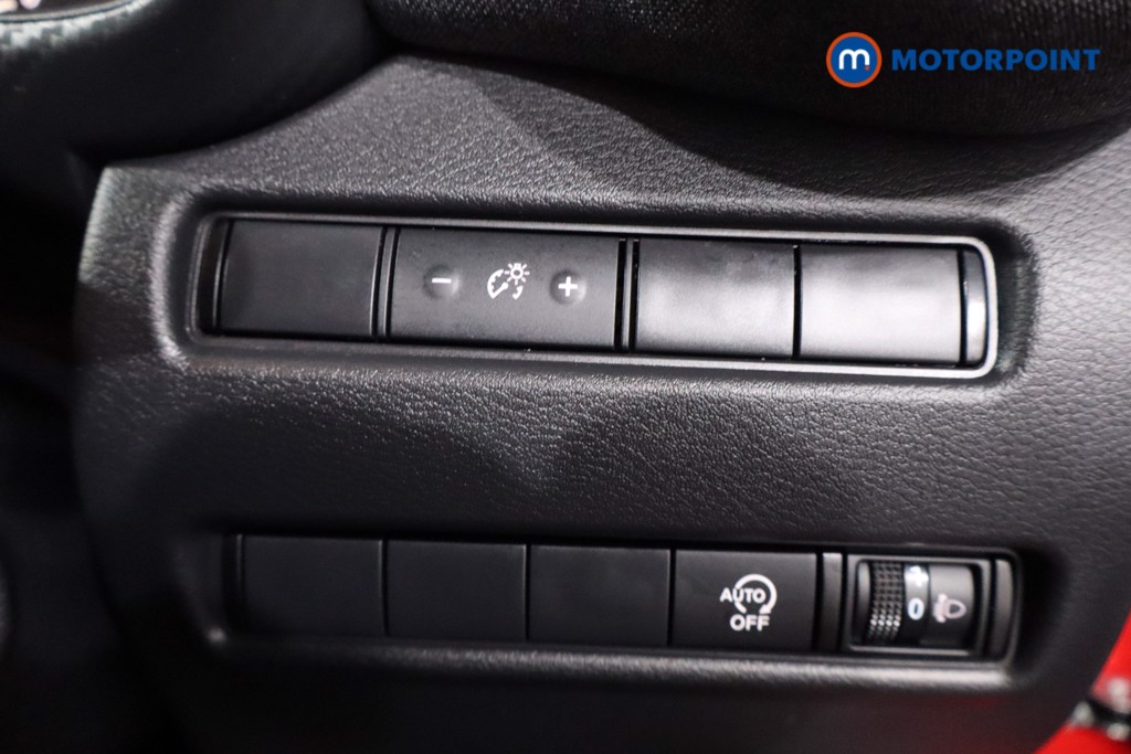 Nissan Juke Acenta Premium Manual Petrol SUV - Stock Number (1623160) - 17th supplementary image