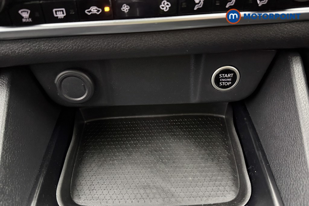 Nissan Qashqai Acenta Premium Manual Petrol SUV - Stock Number (1600887) - 14th supplementary image