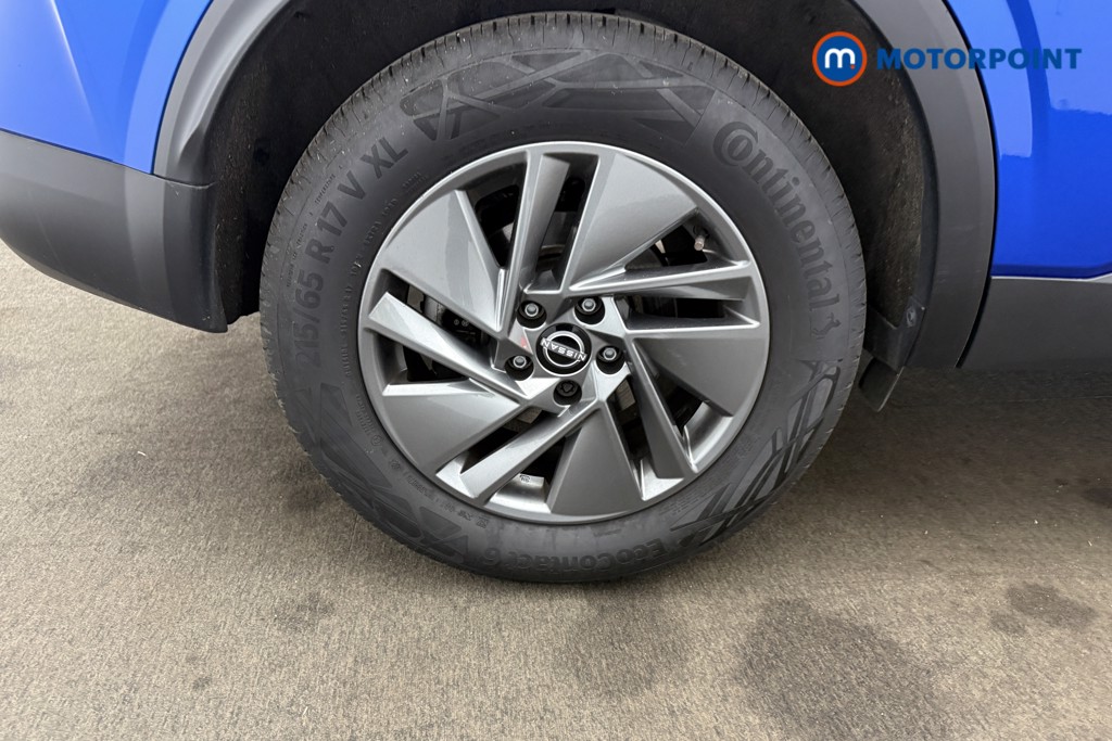 Nissan Qashqai Acenta Premium Manual Petrol SUV - Stock Number (1600887) - 22nd supplementary image