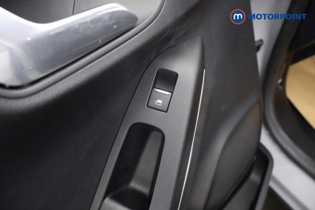 Ford Puma St-Line X Manual Petrol SUV - Stock Number (1607698) - 32nd supplementary image