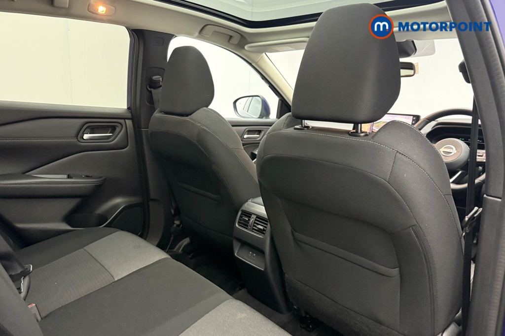 Nissan Qashqai N-Connecta Manual Petrol SUV - Stock Number (1608474) - 32nd supplementary image