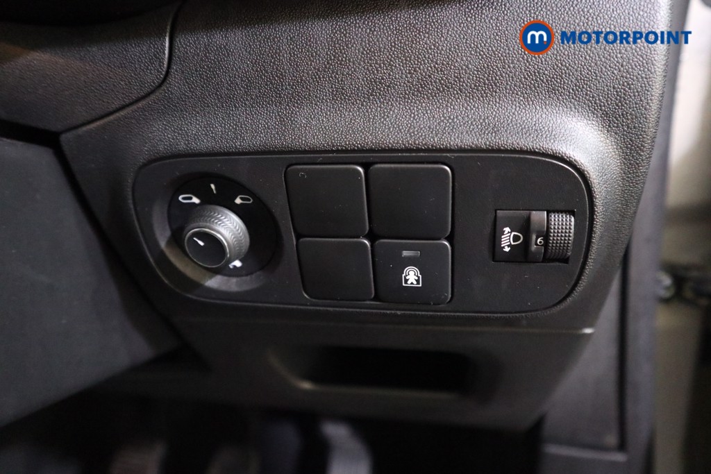 Citroen C3 Shine Plus Manual Petrol Hatchback - Stock Number (1608543) - 10th supplementary image