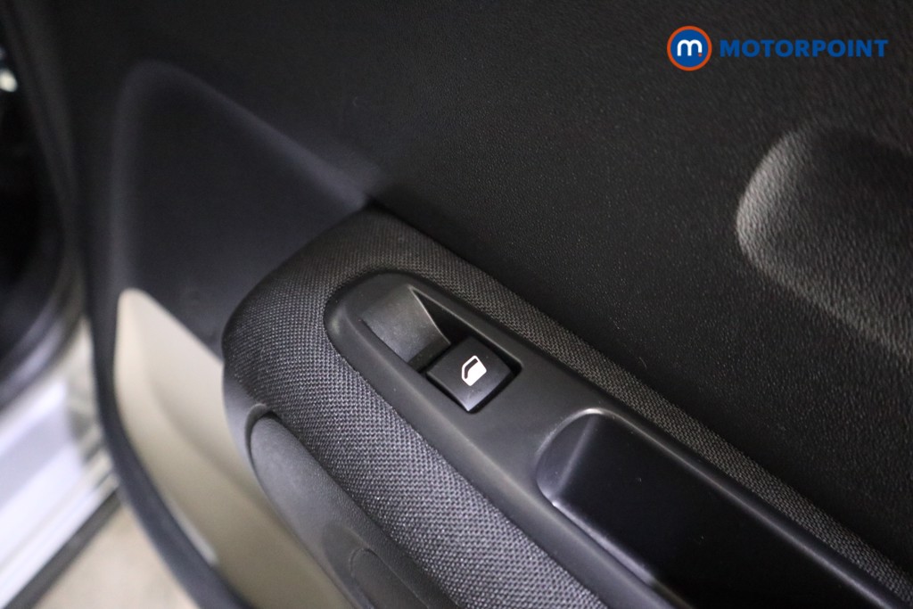 Citroen C3 Shine Plus Manual Petrol Hatchback - Stock Number (1608543) - 15th supplementary image