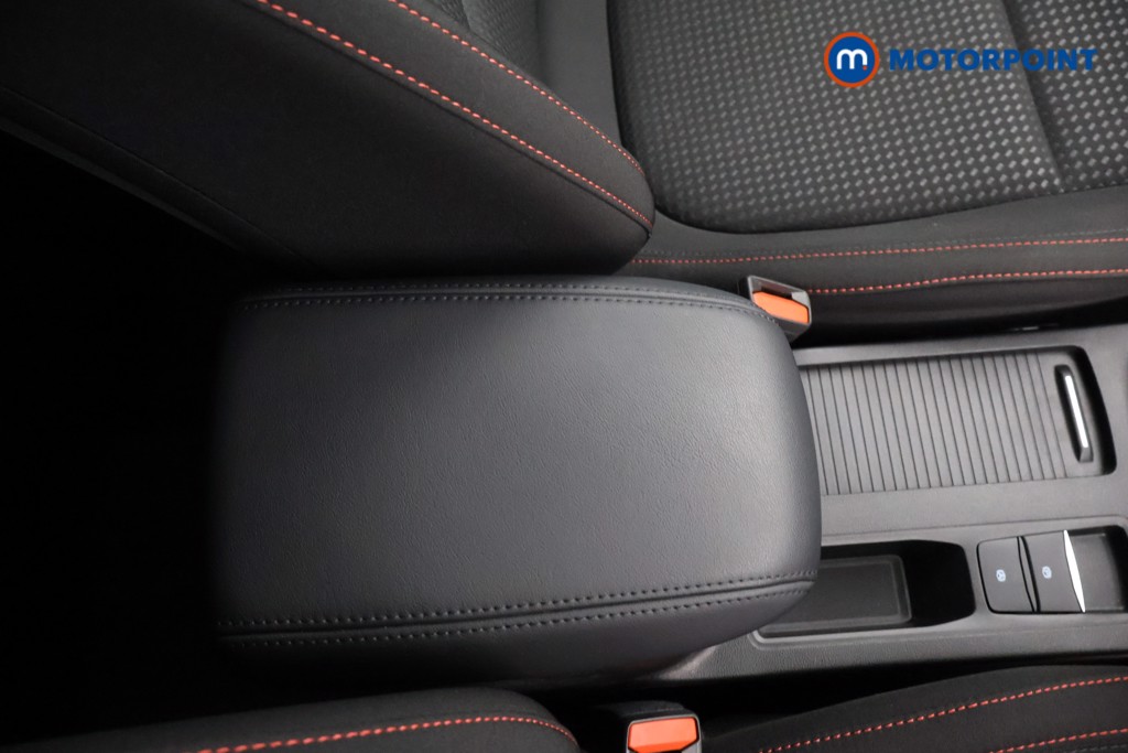 Ford Focus St-Line Manual Petrol Hatchback - Stock Number (1609389) - 18th supplementary image