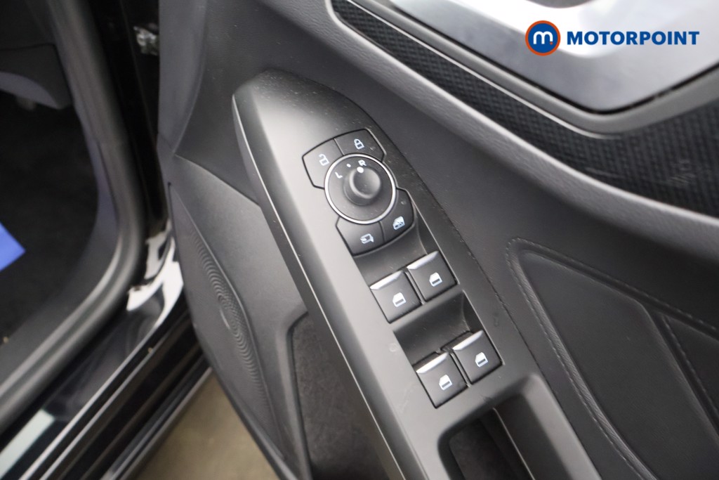 Ford Focus St-Line Manual Petrol Hatchback - Stock Number (1609389) - 20th supplementary image