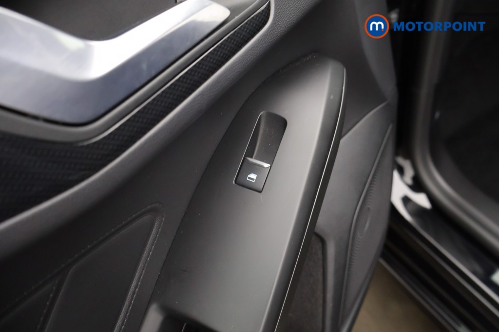 Ford Focus St-Line Manual Petrol Hatchback - Stock Number (1609389) - 31st supplementary image