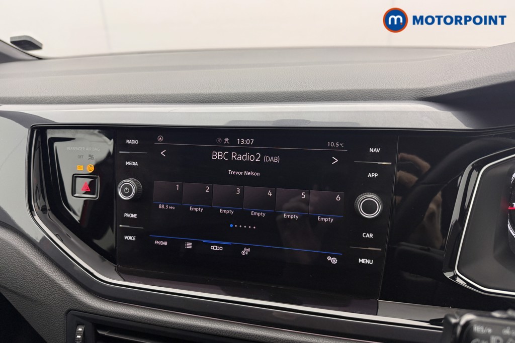 Volkswagen Polo Beats Manual Petrol Hatchback - Stock Number (1609874) - 2nd supplementary image