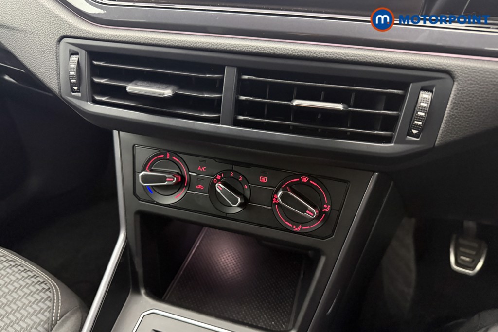 Volkswagen Polo Beats Manual Petrol Hatchback - Stock Number (1609874) - 3rd supplementary image