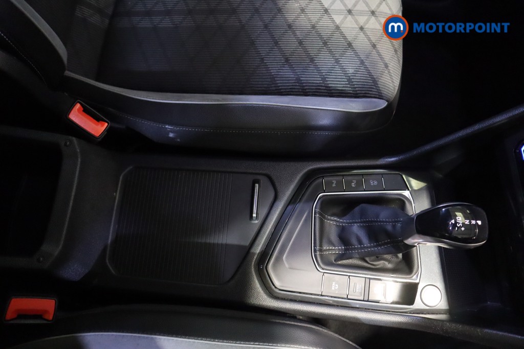 Volkswagen Tiguan R-Line Automatic Petrol SUV - Stock Number (1611542) - 6th supplementary image