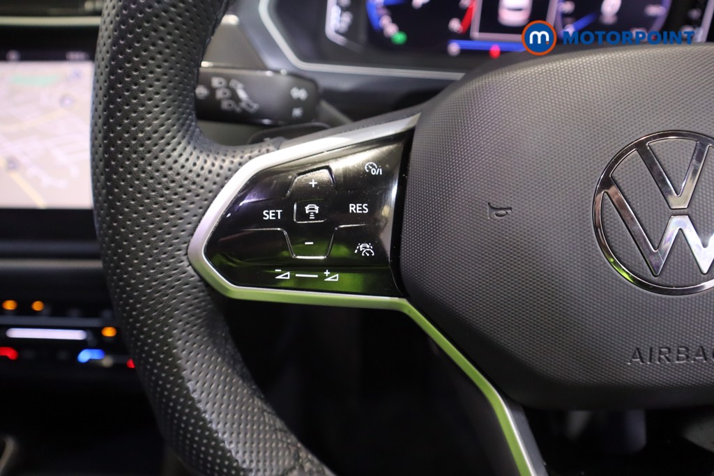 Volkswagen Tiguan R-Line Automatic Petrol SUV - Stock Number (1611542) - 8th supplementary image