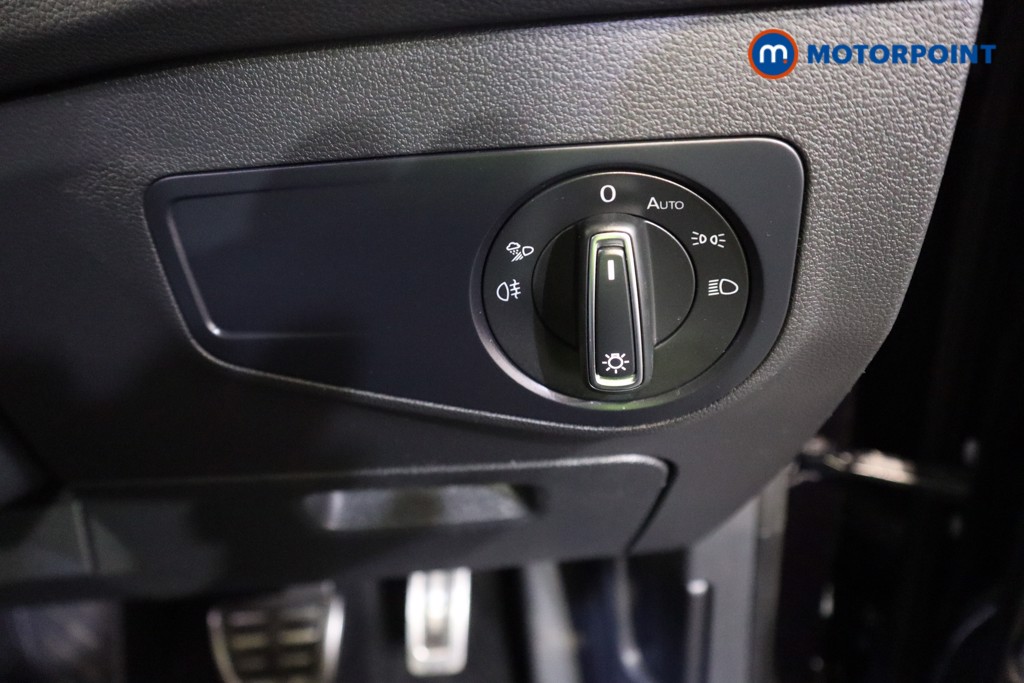 Volkswagen Tiguan R-Line Automatic Petrol SUV - Stock Number (1611542) - 12th supplementary image