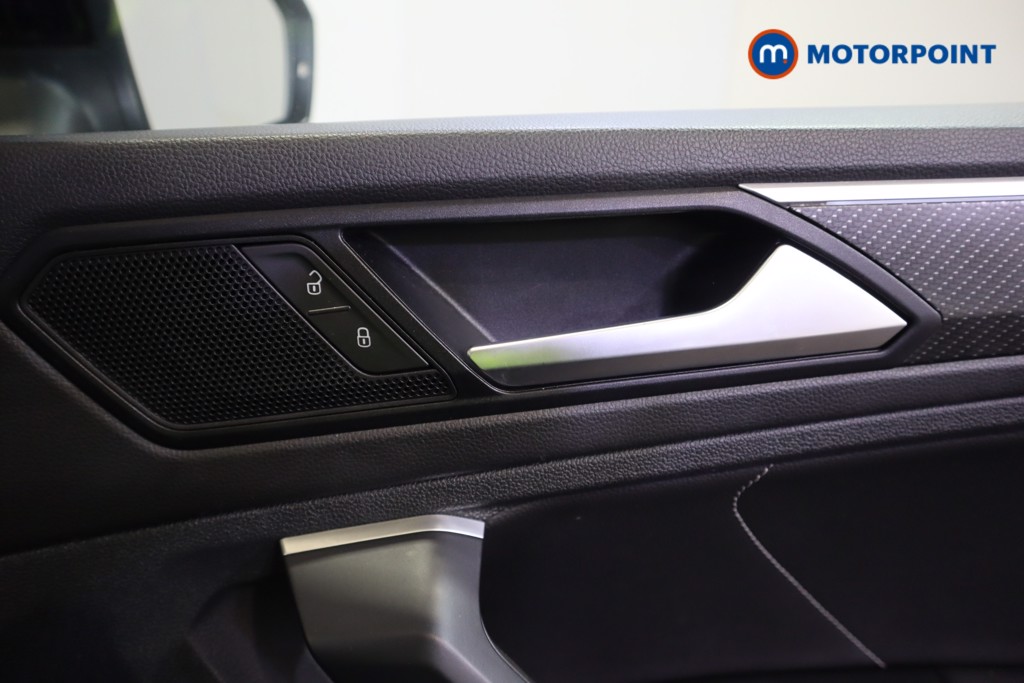 Volkswagen Tiguan R-Line Automatic Petrol SUV - Stock Number (1611542) - 14th supplementary image