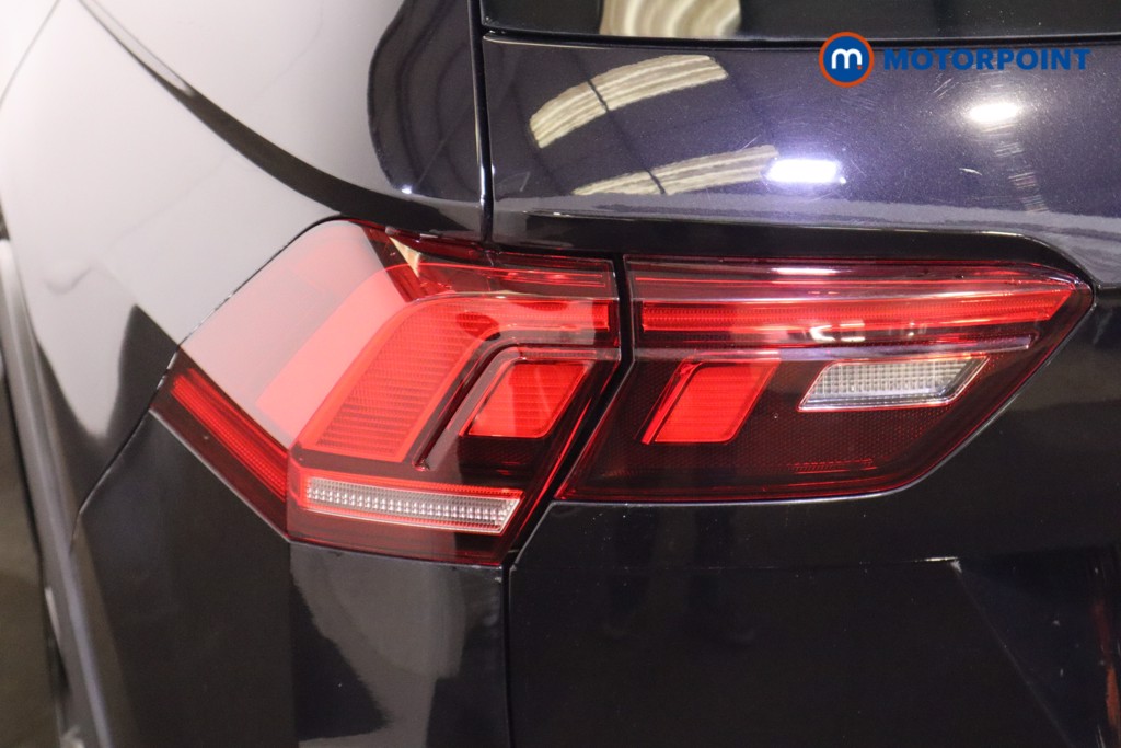 Volkswagen Tiguan R-Line Automatic Petrol SUV - Stock Number (1611542) - 24th supplementary image