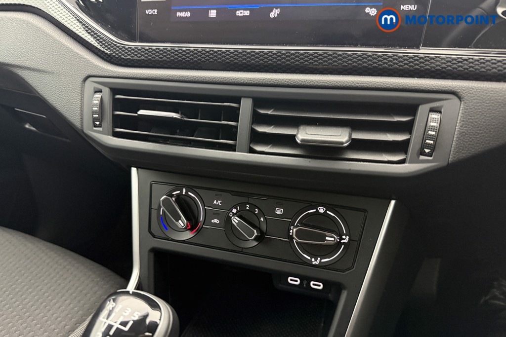 Volkswagen Polo Life Manual Petrol Hatchback - Stock Number (1611755) - 3rd supplementary image