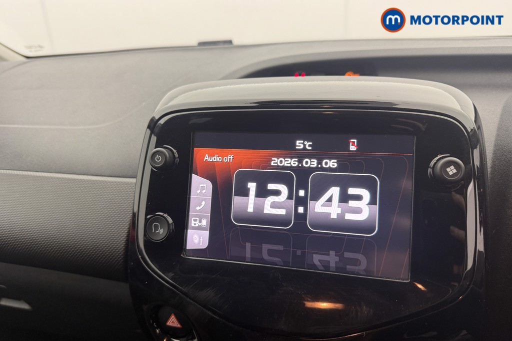 Citroen C1 Shine Manual Petrol Hatchback - Stock Number (1613916) - 2nd supplementary image