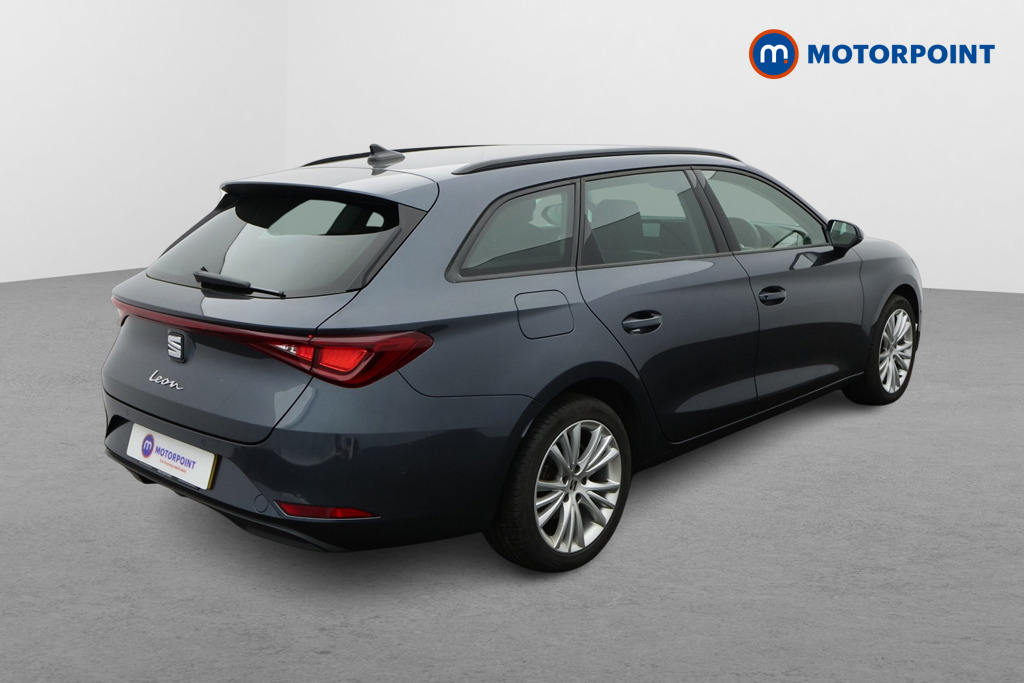 Seat Leon Se Dynamic Manual Diesel Estate - Stock Number (1614622) - Drivers side rear corner