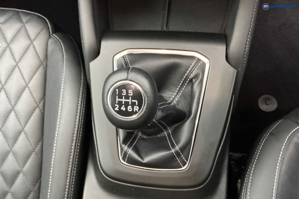 Ford Focus Titanium Vignale Manual Petrol Hatchback - Stock Number (1614681) - 18th supplementary image