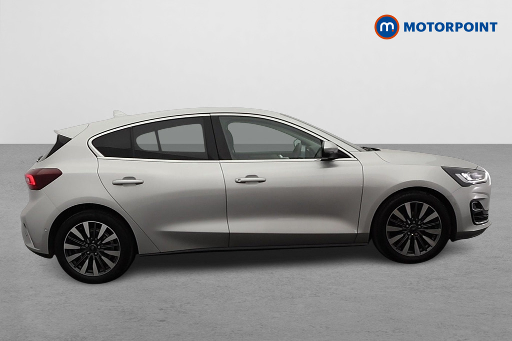 Ford Focus Titanium Vignale Manual Petrol Hatchback - Stock Number (1614681) - Drivers side