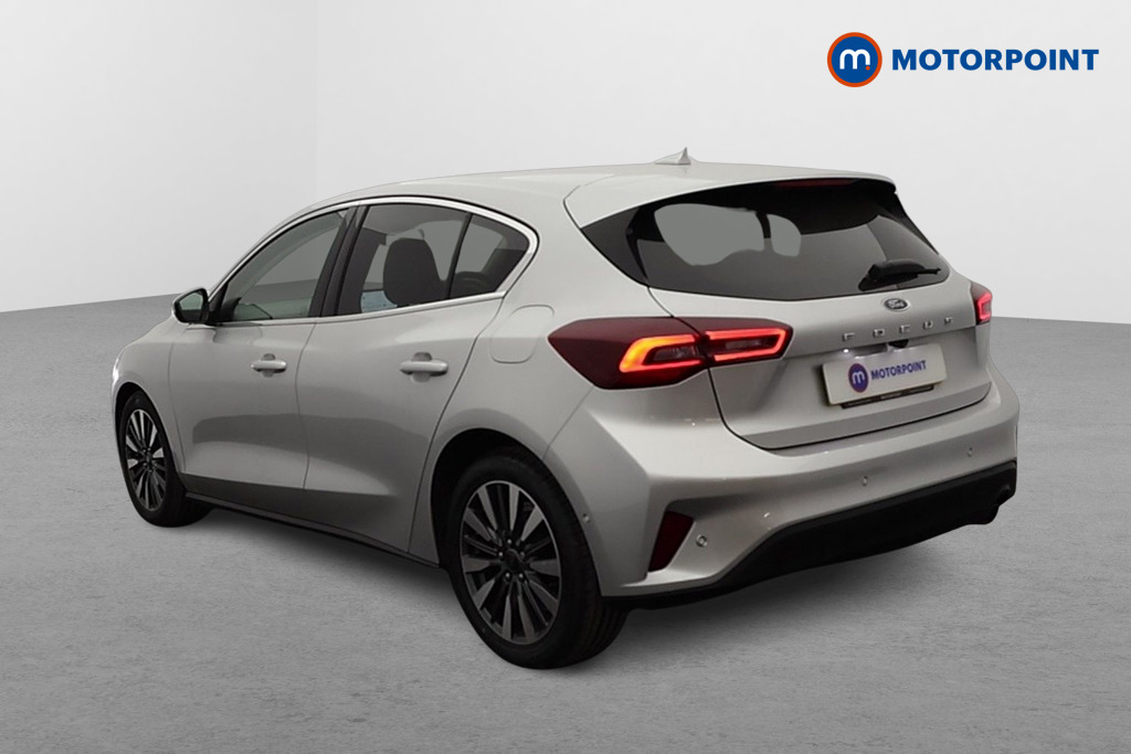 Ford Focus Titanium Vignale Manual Petrol Hatchback - Stock Number (1614681) - Passenger side rear corner