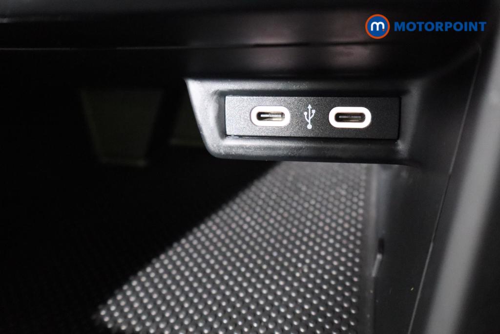 Volkswagen Polo Life Manual Petrol Hatchback - Stock Number (1614734) - 5th supplementary image