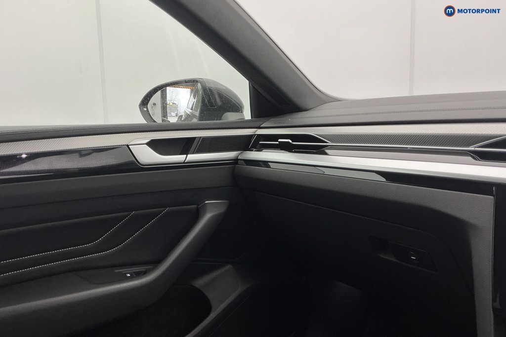 Volkswagen Arteon R-Line Automatic Diesel Estate - Stock Number (1614979) - 22nd supplementary image
