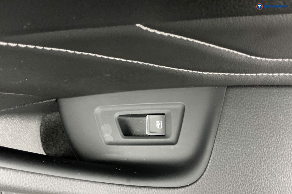 Volkswagen Arteon R-Line Automatic Diesel Estate - Stock Number (1614979) - 32nd supplementary image