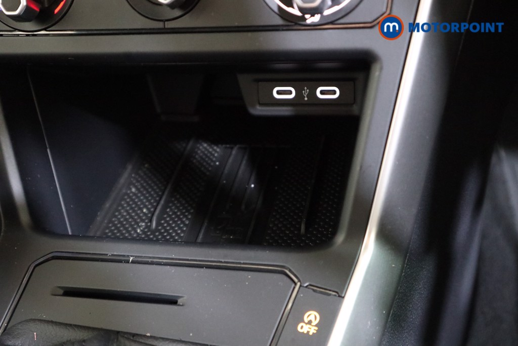 Volkswagen Polo Life Manual Petrol Hatchback - Stock Number (1615213) - 8th supplementary image