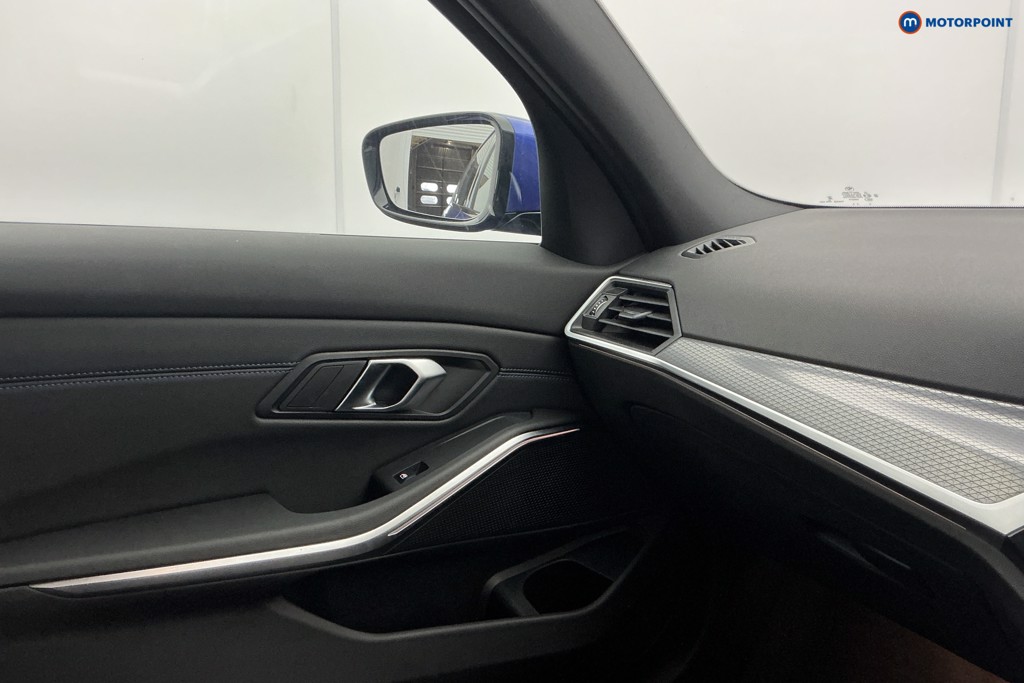BMW 3 Series M Sport Automatic Petrol Saloon - Stock Number (1615968) - 21st supplementary image