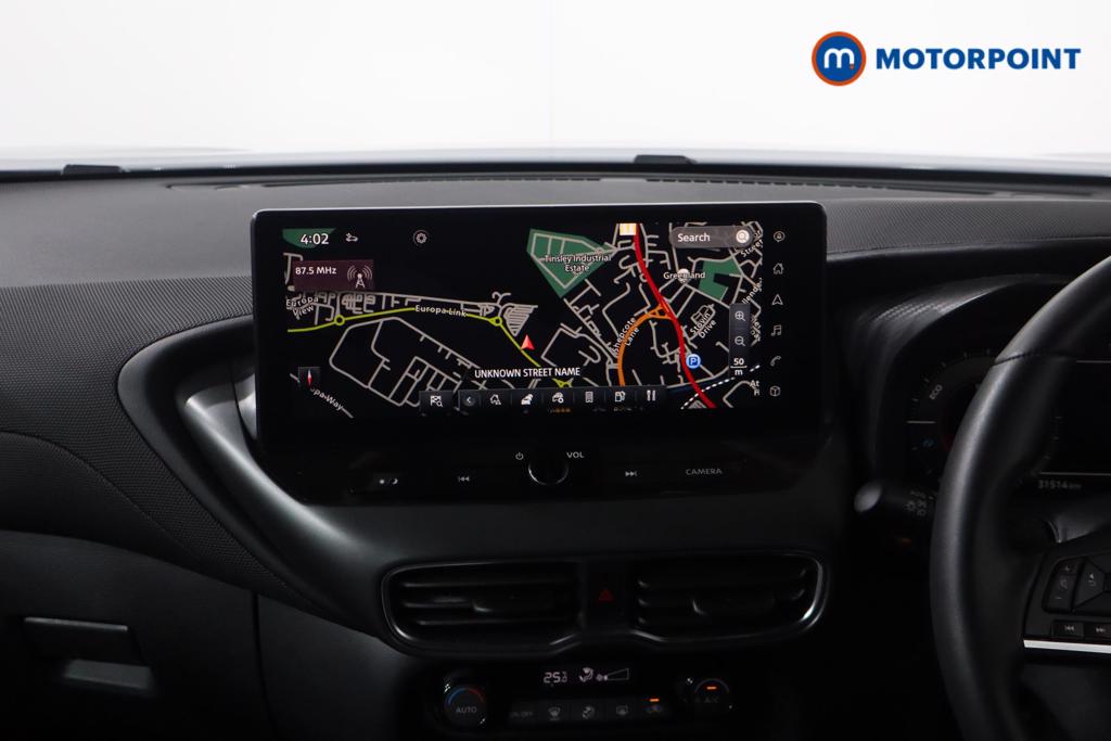 Nissan Juke N-Connecta Automatic Petrol-Electric Hybrid SUV - Stock Number (1616565) - 2nd supplementary image