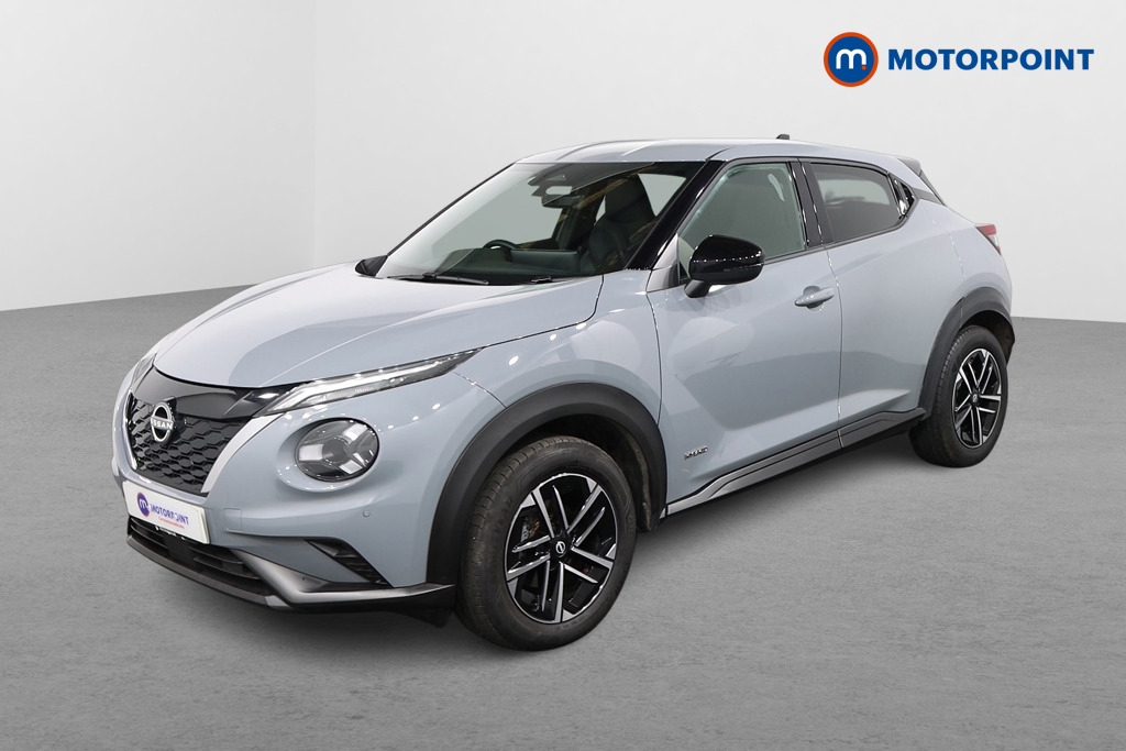 Nissan Juke N-Connecta Automatic Petrol-Electric Hybrid SUV - Stock Number (1616565) - Passenger side front corner