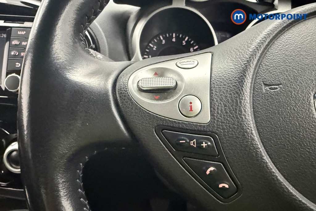 Nissan Juke Tekna Manual Petrol SUV - Stock Number (1616582) - 5th supplementary image