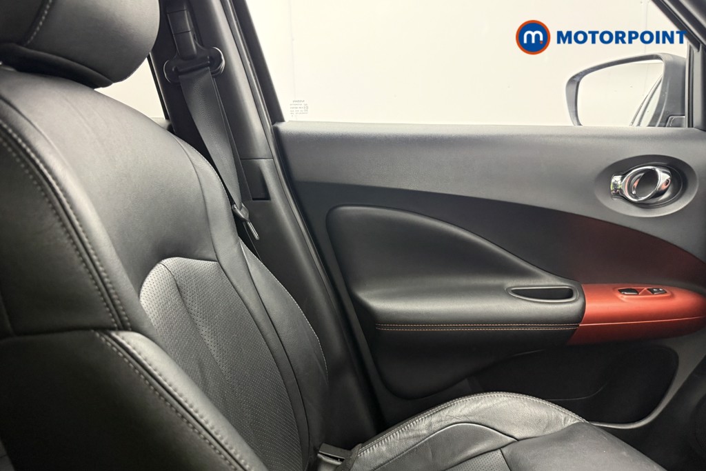 Nissan Juke Tekna Manual Petrol SUV - Stock Number (1616582) - 11th supplementary image