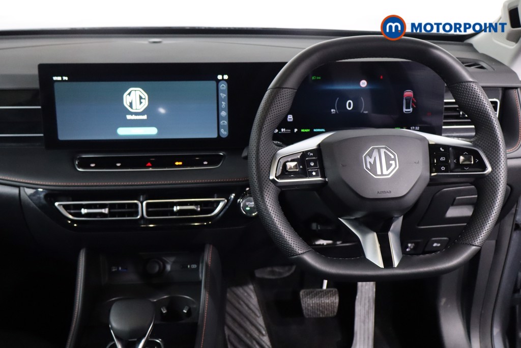 Mg Motor Uk HS SE Automatic Petrol-Electric Hybrid SUV - Stock Number (1616660) - 3rd supplementary image
