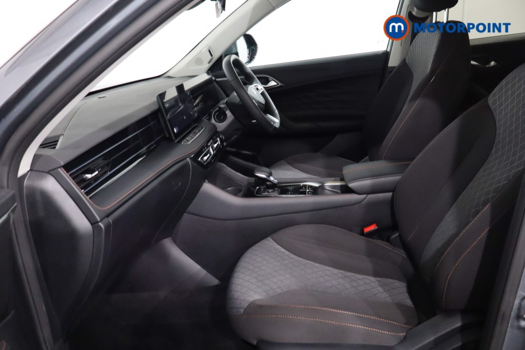 Mg Motor Uk HS SE Automatic Petrol-Electric Hybrid SUV - Stock Number (1616660) - 4th supplementary image