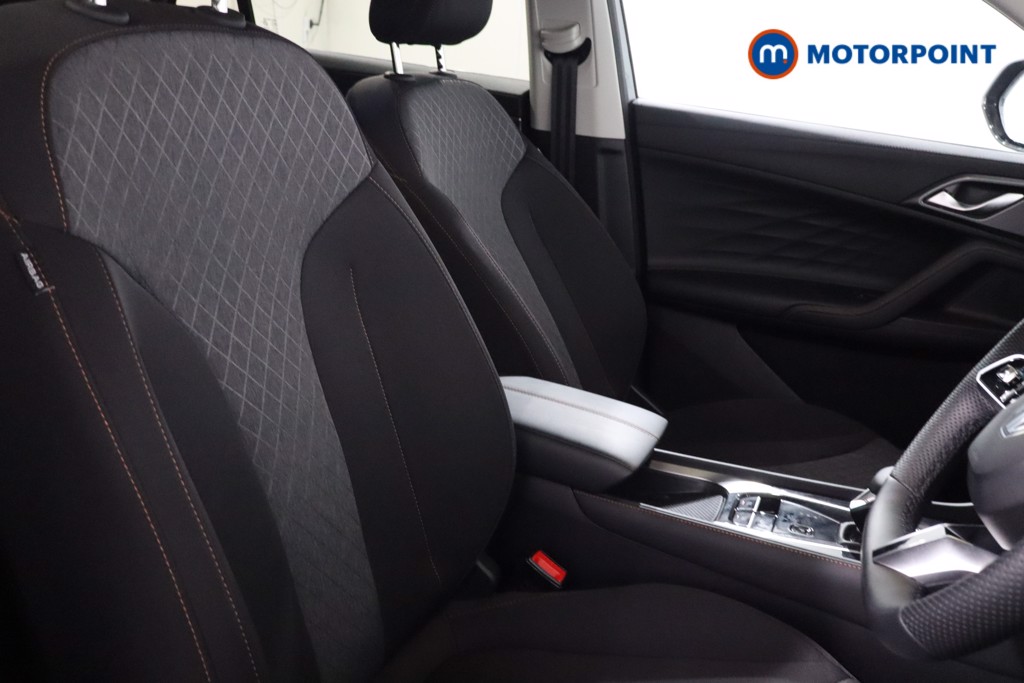 Mg Motor Uk HS SE Automatic Petrol-Electric Hybrid SUV - Stock Number (1616660) - 22nd supplementary image