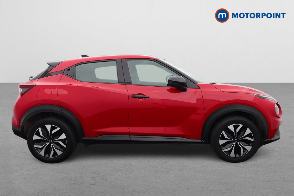 Nissan Juke Acenta Premium Manual Petrol SUV - Stock Number (1616723) - Drivers side