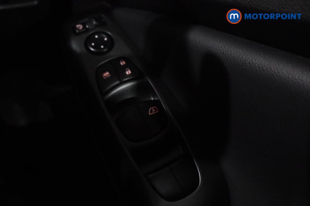 Nissan Juke Acenta Premium Manual Petrol SUV - Stock Number (1616738) - 10th supplementary image