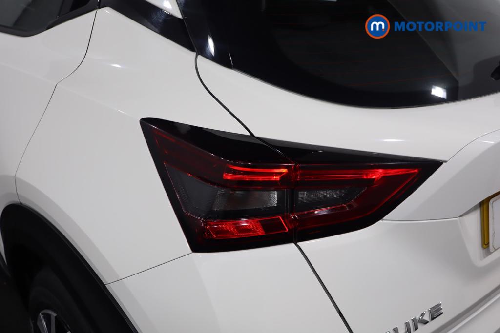 Nissan Juke Acenta Premium Manual Petrol SUV - Stock Number (1616738) - 21st supplementary image