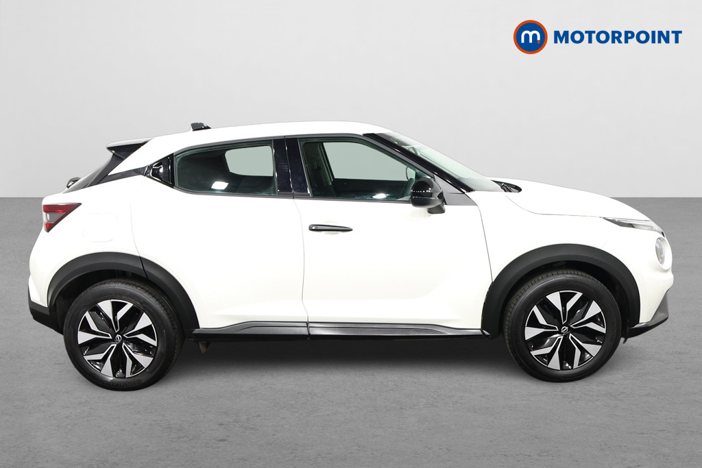 Nissan Juke Acenta Premium Manual Petrol SUV - Stock Number (1616738) - Drivers side