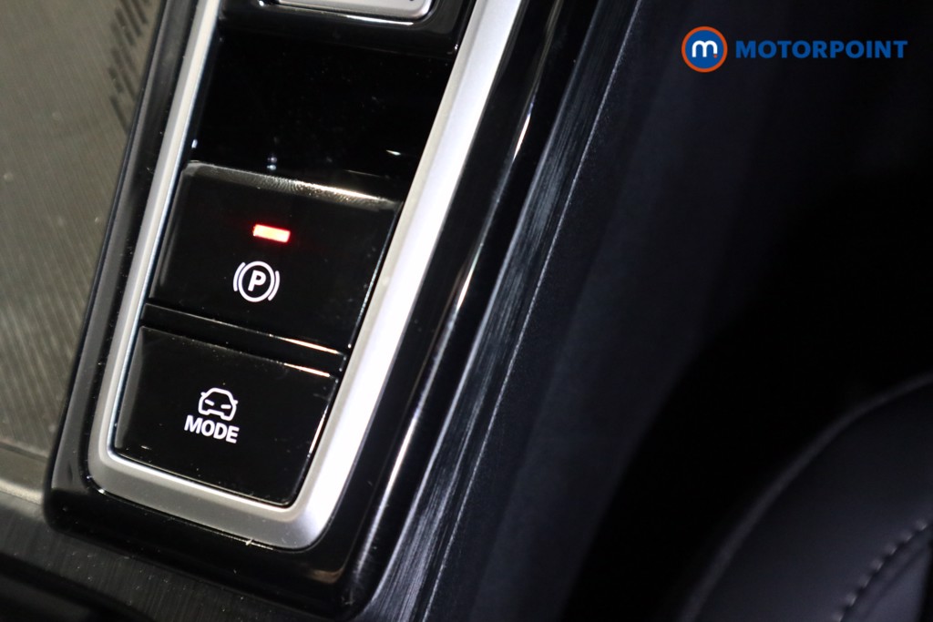 Mg Motor Uk ZS Trophy Automatic Petrol-Electric Hybrid SUV - Stock Number (1616832) - 10th supplementary image