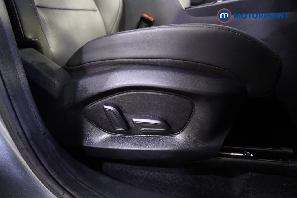 Mg Motor Uk ZS Trophy Automatic Petrol-Electric Hybrid SUV - Stock Number (1616832) - 15th supplementary image