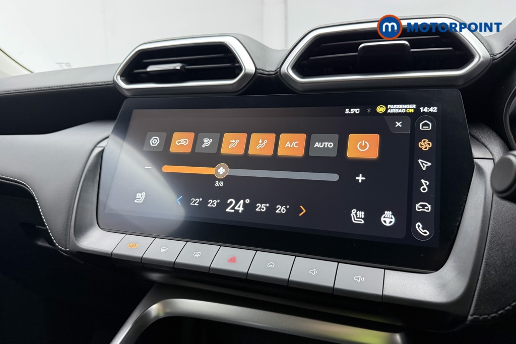 Mg Motor Uk ZS Trophy Automatic Petrol-Electric Hybrid SUV - Stock Number (1616841) - 11th supplementary image