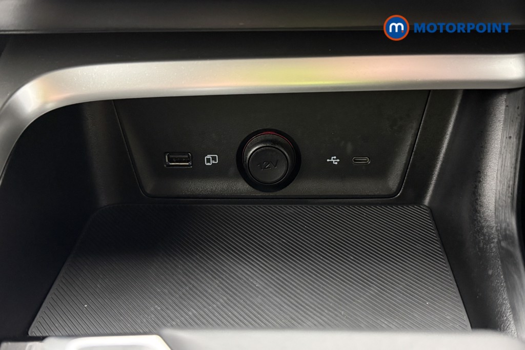 Mg Motor Uk ZS Trophy Automatic Petrol-Electric Hybrid SUV - Stock Number (1616841) - 14th supplementary image