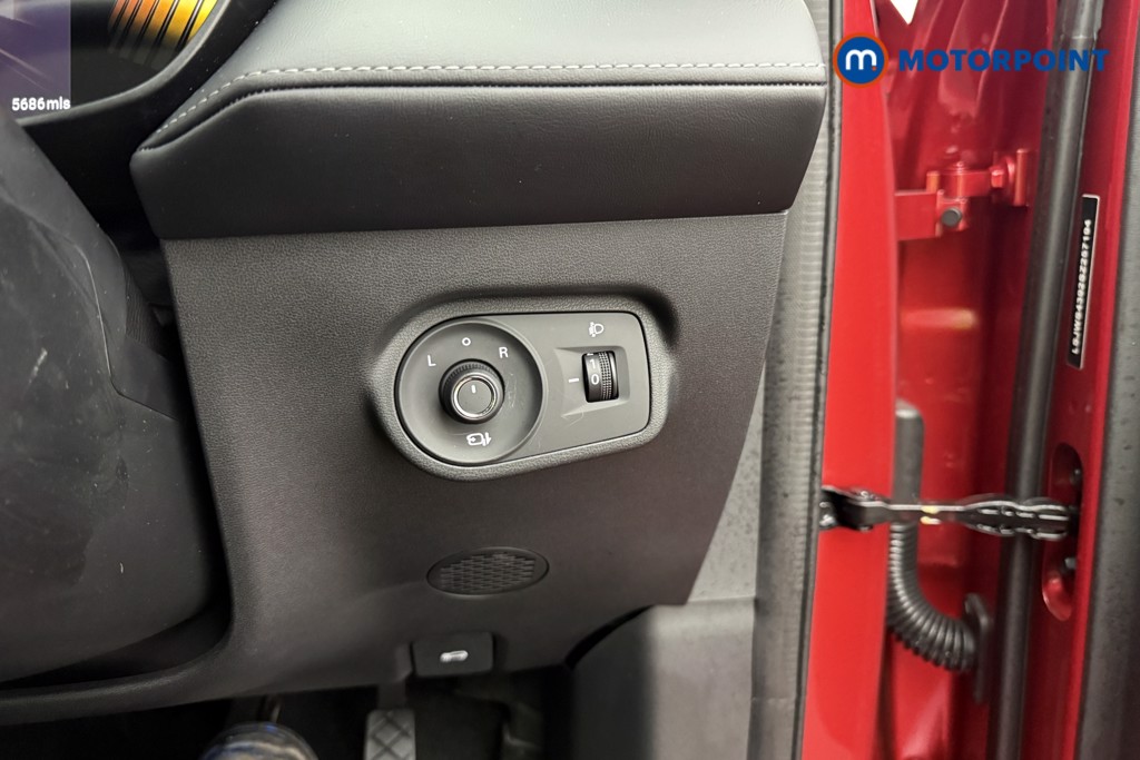 Mg Motor Uk ZS Trophy Automatic Petrol-Electric Hybrid SUV - Stock Number (1616886) - 45th supplementary image