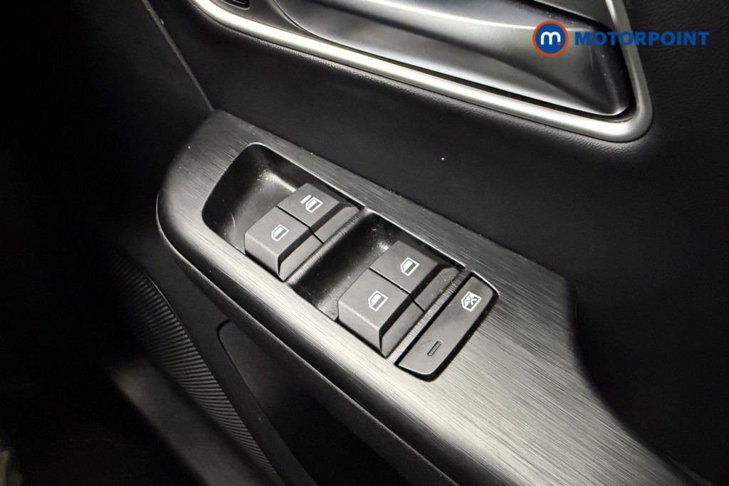 Mg Motor Uk ZS Trophy Automatic Petrol-Electric Hybrid SUV - Stock Number (1616888) - 18th supplementary image