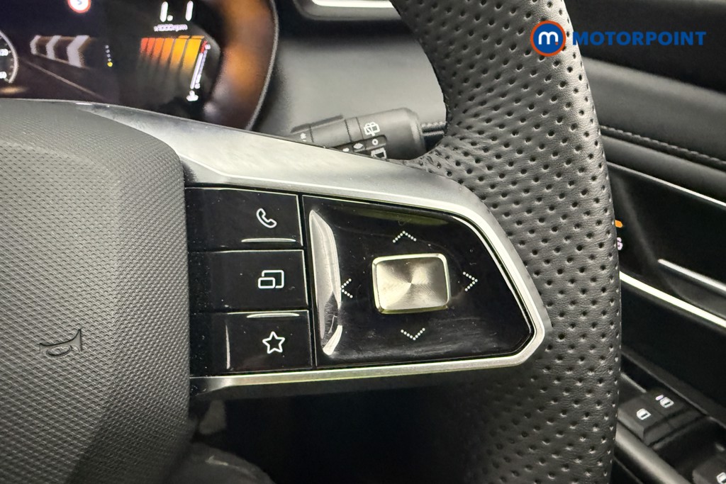 Mg Motor Uk ZS Trophy Automatic Petrol-Electric Hybrid SUV - Stock Number (1616923) - 16th supplementary image