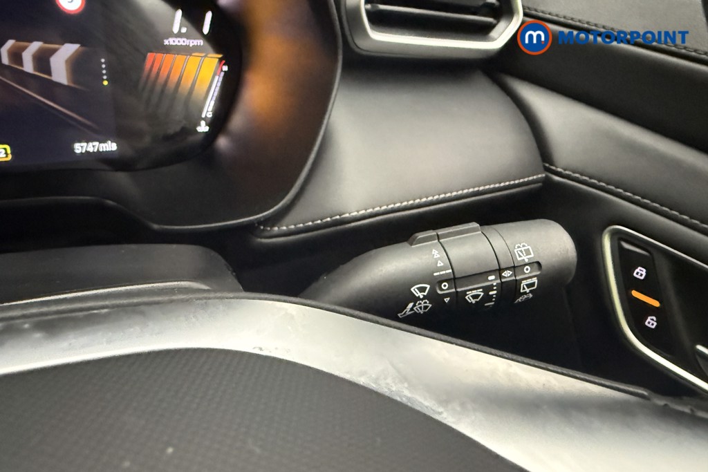 Mg Motor Uk ZS Trophy Automatic Petrol-Electric Hybrid SUV - Stock Number (1616923) - 18th supplementary image