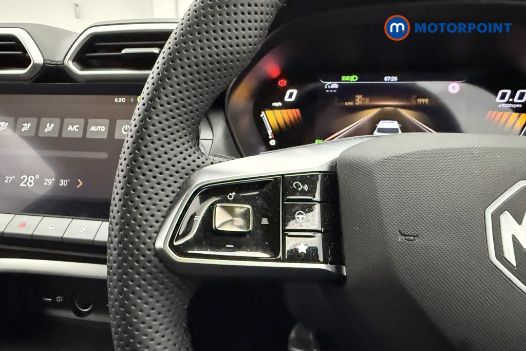 Mg Motor Uk ZS Trophy Automatic Petrol-Electric Hybrid SUV - Stock Number (1616930) - 7th supplementary image