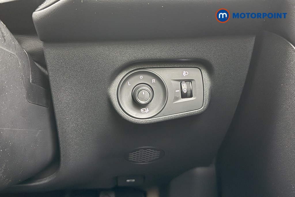 Mg Motor Uk ZS Trophy Automatic Petrol-Electric Hybrid SUV - Stock Number (1616930) - 19th supplementary image