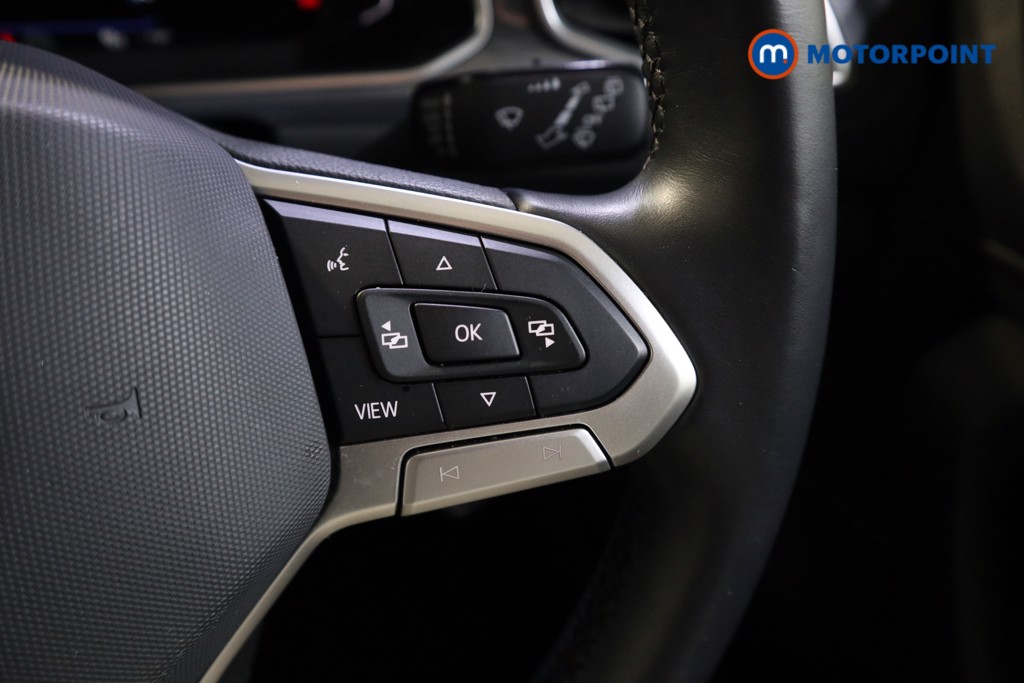 Volkswagen T-Roc Style Manual Petrol SUV - Stock Number (1616979) - 4th supplementary image